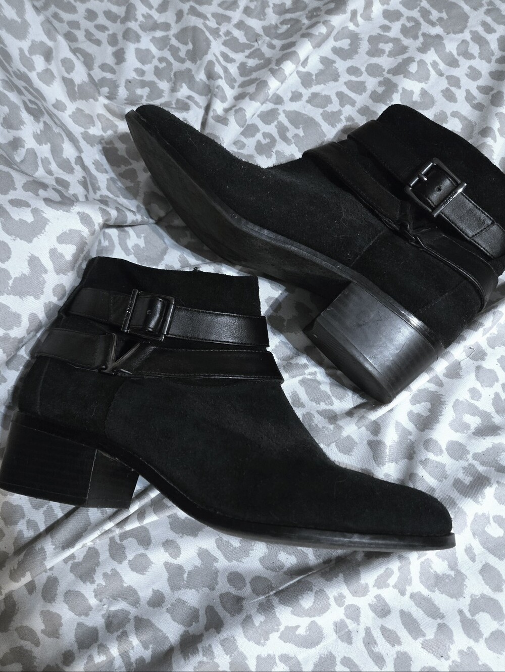 Vionic Black Suede Leather Ankle Boots Size 8.5